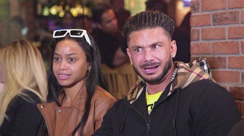 pauly d still dating nikki|Jersey Shore’s Pauly D and Nikki Hall Seen Together。